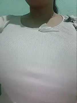 Shiny Babe online show from June 9, 2:49 pm