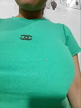 Shiny Babe online show from January 7, 9:12 am