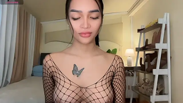  agatha143  online show from April 7, 2:35 am