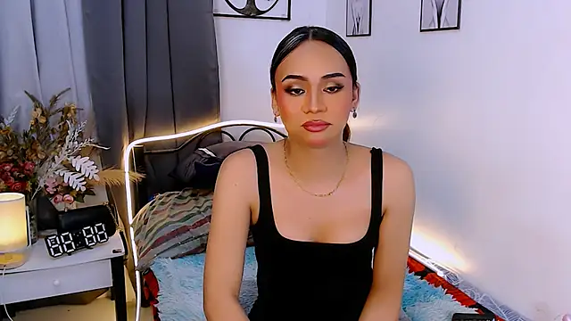 Zialustts online show from October 20, 7:39 pm