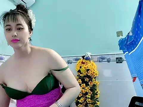 emgaixinhngoan online show from September 15, 12:30 am