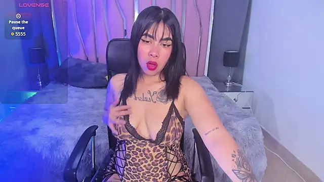 Dantzel  online show from November 28, 12:30 pm