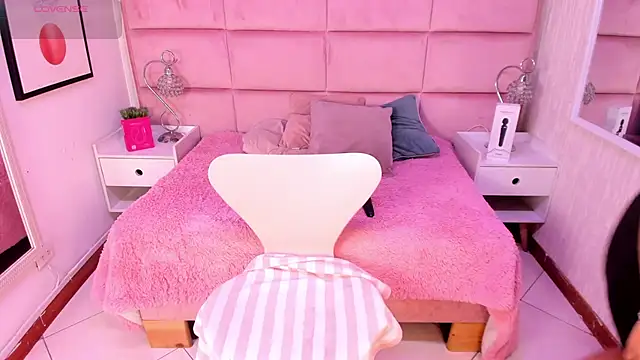 Janah Myers online show from February 28, 12:48 pm