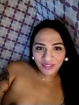 enoria1992 online show from November 8, 9:25 am