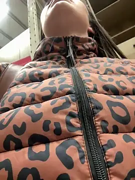 Isabella21  online show from January 13, 11:09 pm