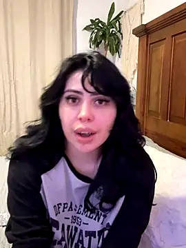 Draculona-666 online show from October 9, 3:32 am