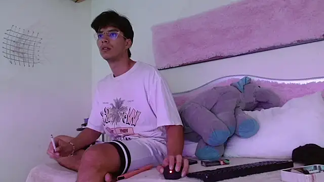 Dylann west online show from January 15, 10:16 pm