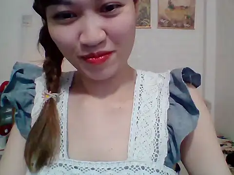 Snapshot of __Donna__ chatting on October 9, 11:58 am Donna online show from October 9, 11:58 am