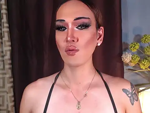 AleinaCroft online show from May 31, 3:07 pm