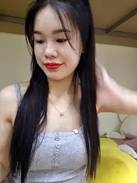 Snapshot of Baby-ladytits2025 chatting on September 18, 4:05 pm Baby-ladytits2025 online show from September 18, 4:05 pm