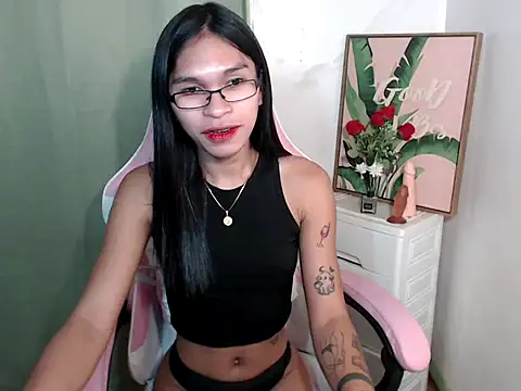 sexloverxxz online show from October 14, 9:12 am