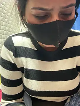 Hot Jaanvi  online show from February 5, 7:00 am