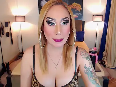 Allysonevanns online show from October 27, 11:39 am