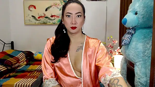 LovelyQueen69 online show from September 21, 11:42 am