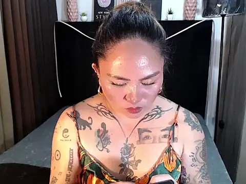 EstellaStarXxx online show from July 17, 5:49 pm