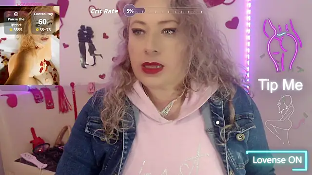 sofiacurvy 45 online show from September 30, 11:20 pm