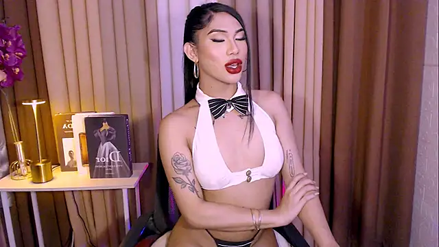 Megan sativa online show from November 21, 9:00 am