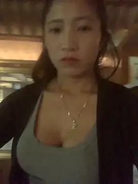 ThiHa003 online show from October 22, 4:39 am