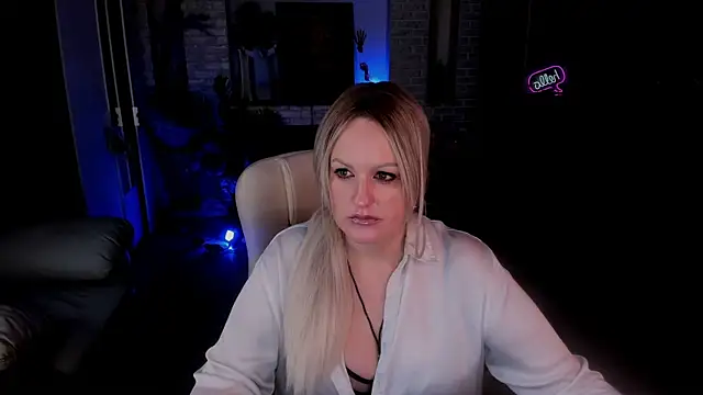 MariemLui online show from October 25, 11:18 am