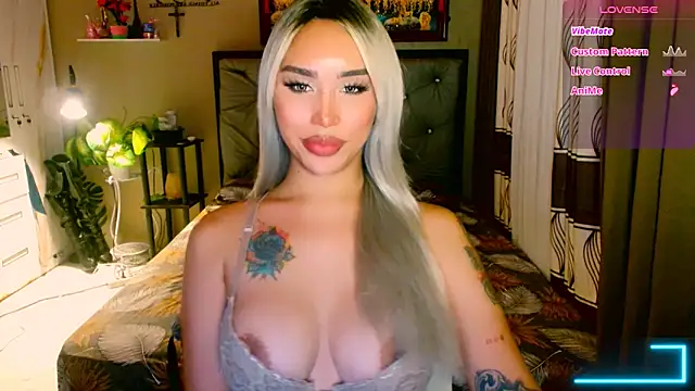 Franchesca Trans online show from November 20, 5:19 am