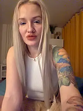 KateMonroe online show from March 7, 9:00 pm