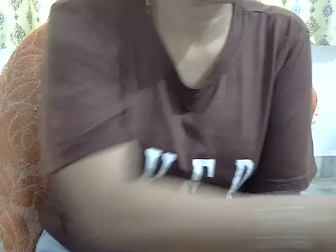 CHAMELI4747 online show from February 3, 8:30 am