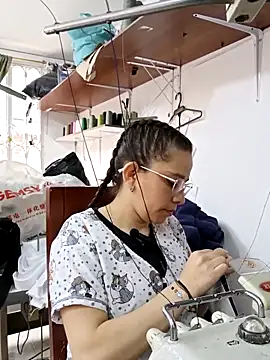 Isabella5 Brown  online show from November 10, 4:24 pm