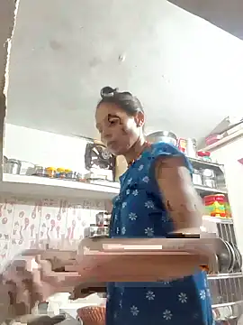 ISHANI-SINGH online show from June 5, 2:26 am