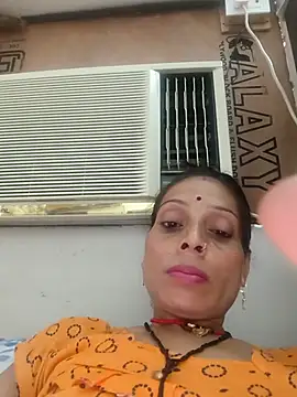 ISHANI-SINGH online show from July 5, 11:38 am
