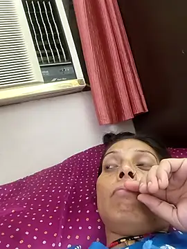 ISHANI-SINGH online show from July 27, 1:19 pm