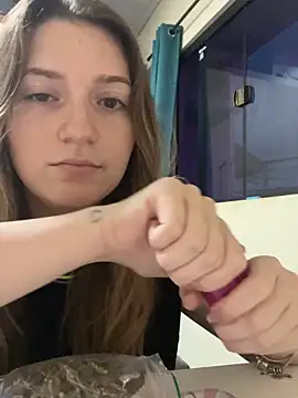 SafadaJS online show from December 14, 8:31 am