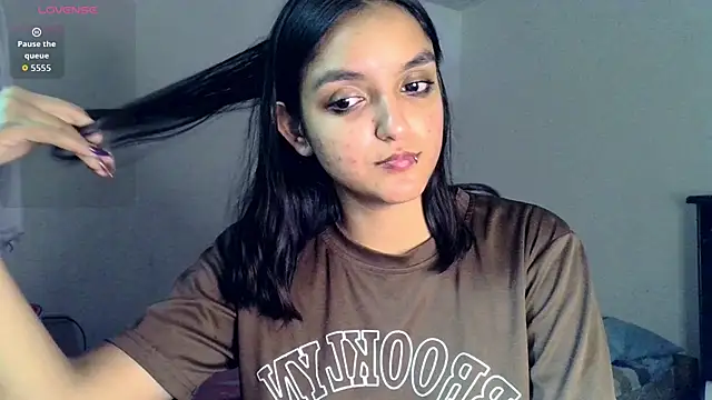 Ari 20  online show from May 23, 7:12 pm