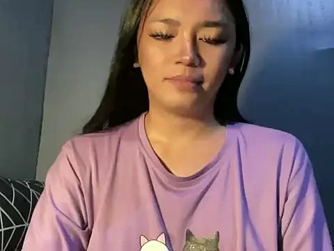 Claudia Johnson online show from December 21, 5:44 am