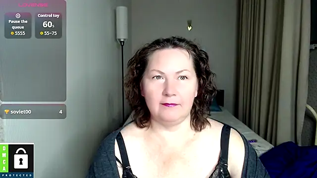 Snapshot of milf_hornys chatting on October 17, 4:10 pm milf hornys online show from October 17, 4:10 pm