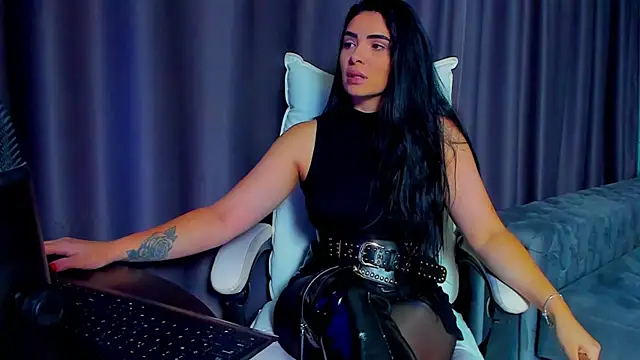 DevashaQueenX online show from December 4, 10:28 am