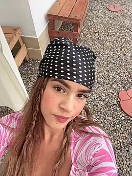 Natalia vidal online show from December 2, 1:35 pm