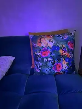 Elina-Marina online show from October 18, 11:50 pm