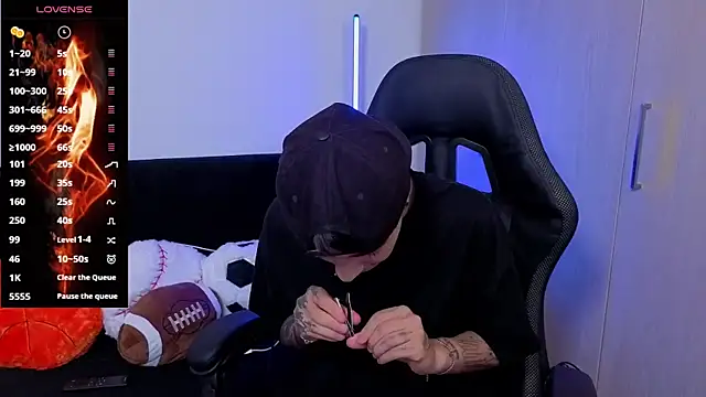 imlaiaaa online show from November 25, 11:38 pm