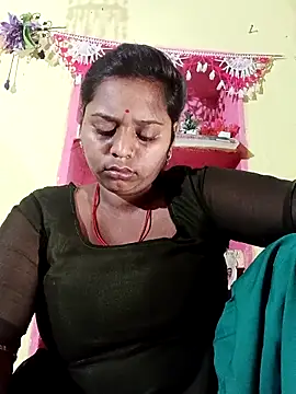 Hot crety online show from April 10, 11:11 pm