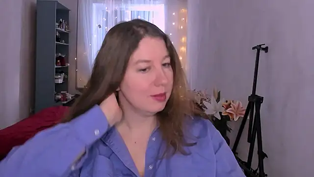 NancySanders online show from February 4, 9:23 am