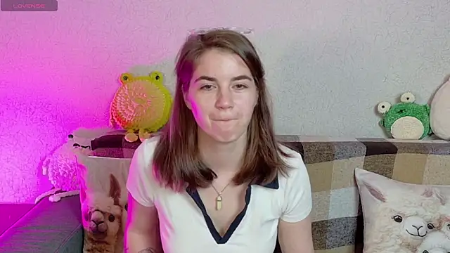 ElzaBlis online show from June 17, 2:40 pm