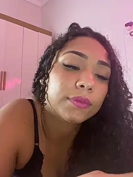 jhennyfer online show from July 31, 5:08 am