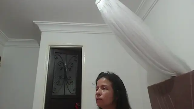 nathaly jones  online show from March 4, 12:23 pm