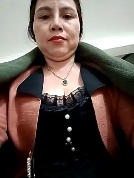 Kim-Anhh online show from November 29, 7:12 am