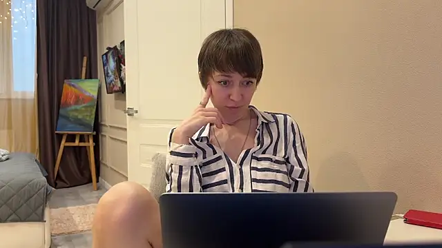 daniellia  online show from March 23, 2:34 pm