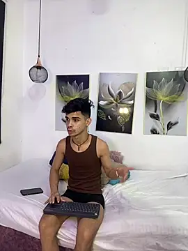 Violet Dream2 online show from April 10, 8:20 am