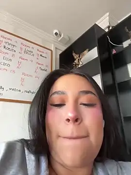 Zoey thompson online show from September 22, 7:34 pm