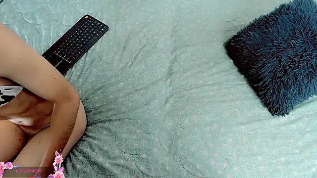 baby rous online show from October 24, 12:34 pm