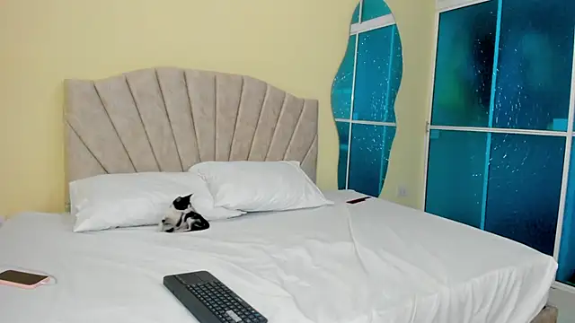 marsmith1 online show from December 5, 12:21 am