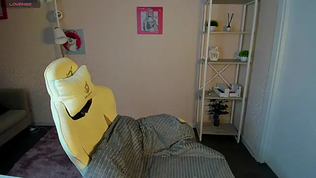 R0cket bunny online show from October 6, 1:33 am